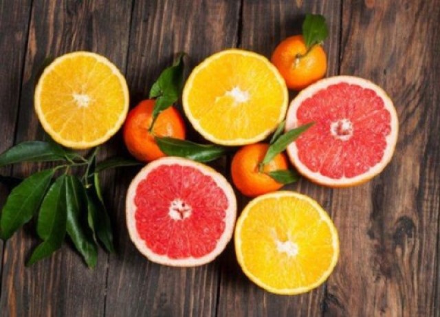 Chiết suất tinh chất từ trái cây an toàn cho làn da luôn được Việt Pháp chú trọng